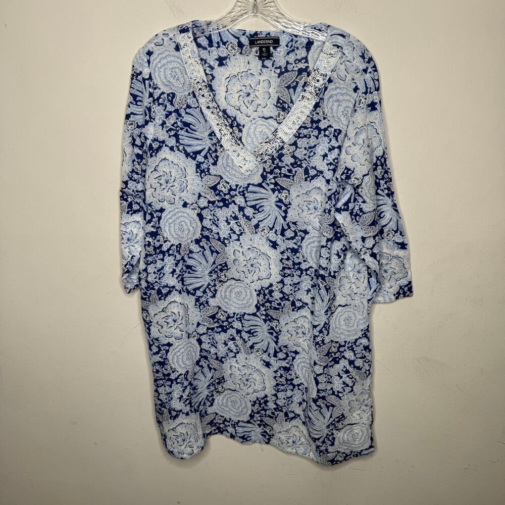 Lands’ End Blue Floral Embellished V‑Neck Tunic Top XL 18 Boho Resort Casual